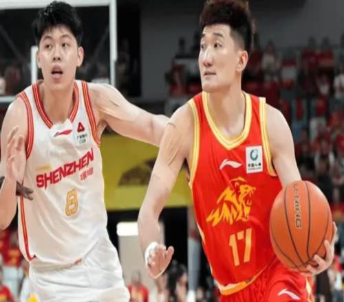 随着广厦险胜7分,CBA季后赛最新排名出炉!残阵深圳02悬崖边