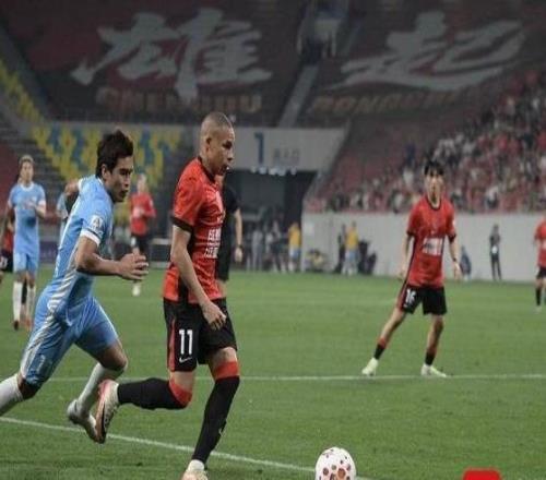 半程冠军对阵卫冕冠军蓉城“姆巴佩”:已做好百分百准备