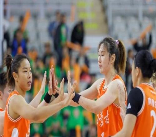 女篮霸主重金贿赂裁判!欲打假球被揭发曝光:裁判这一次立功了!