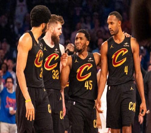 今夏NBA自由市场3条“大鱼”！字母哥领衔，詹姆斯欧文均在列
