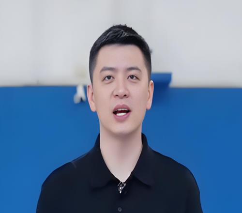 CBA谁能夺冠杨鸣道出了自己的答案！
