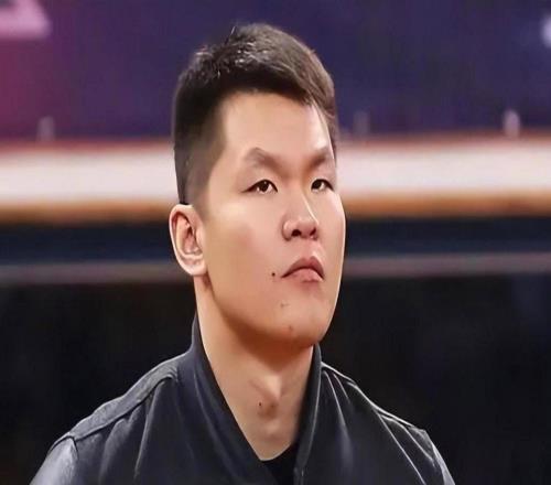 广东3消息！杜锋最新动态，朱芳雨新决定，杨溢当选U21最佳得分手