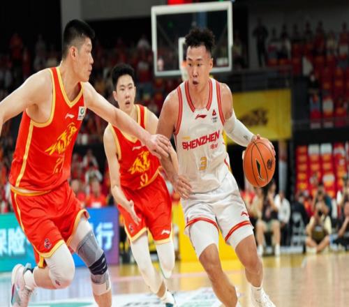 顶薪合同到期!深圳全力续约场均20+5+4国手,郑永刚靠他东山再起