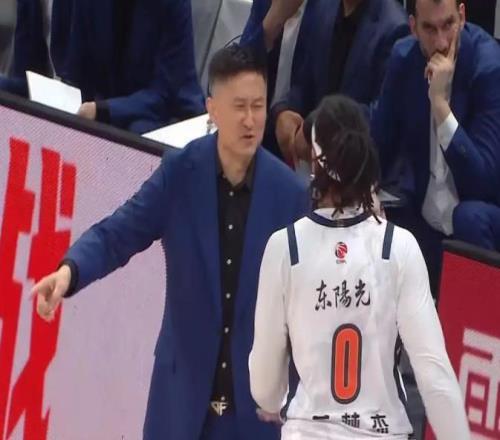广东队3消息:北控想要杜润旺,徐杰离开国家队,区俊炫毛遂自荐