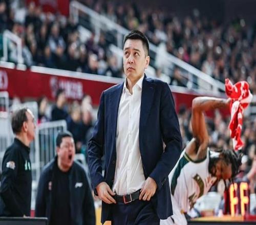 CBA最新消息！北京首钢续约陈盈骏，杨鸣确定完成签约