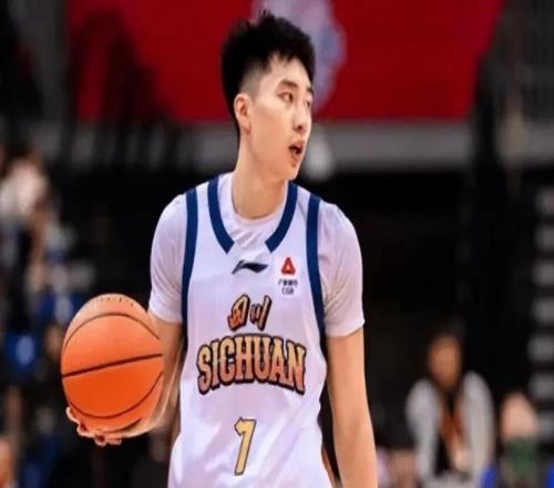 CBA男篮动态更新!北京男篮计划换帅,辽宁男篮两小将入选最佳阵容,四川男篮兜售状元签
