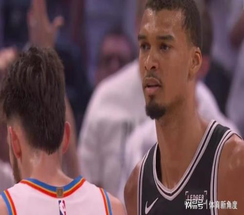 NBA警告文班亚马!