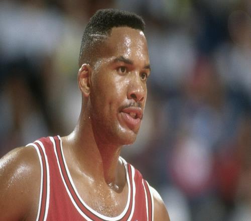 前NBA球员斯泰西金去世，享年59岁，公牛队发声悼念