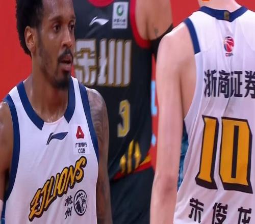 输给上海后！广厦阵容面临解体，朱俊龙身价狂跌，或被广东队挖走