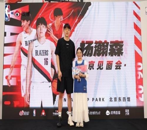小时候最爱哭的“大个子”杨瀚森还可以继续“长大”