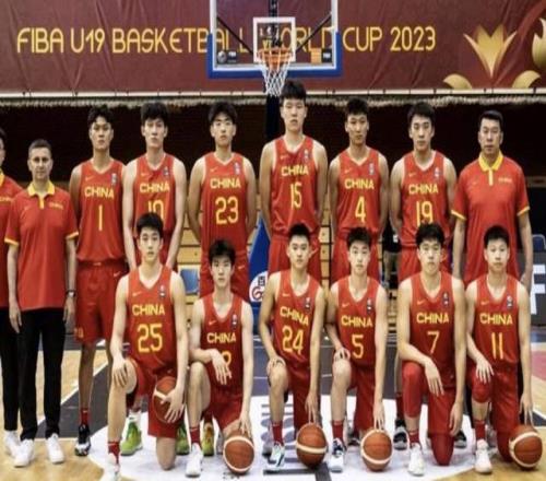 中国男篮加速换血！胡明轩等5人离队，杨瀚森领衔国青四巨头重聚