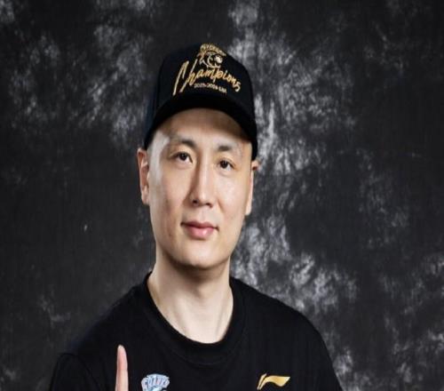 卢伟：教练和球员会继续拼搏，为上海这座城市带来更多的胜利