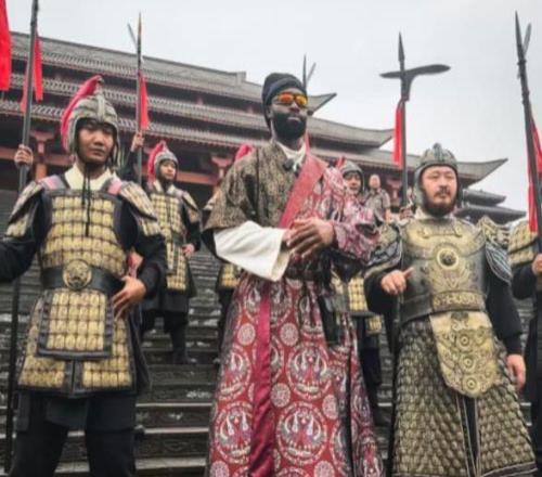 少林寺再出NBA高徒，名字也改成DragonBrown，天赋顶级获官方力挺