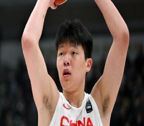 中国男篮VS澳大利亚！杨瀚森回归首秀，搭档王俊杰，CCTV5直播