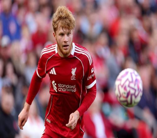 利物浦青训后卫赛季报销，坦言考虑告别安菲尔德