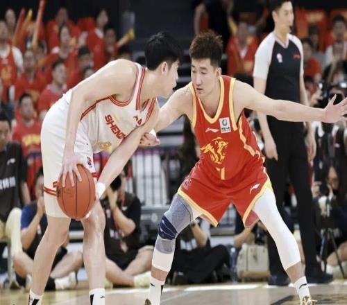 CBA半决赛！深圳男篮vs浙江广厦，赛前带来深圳男篮贺希宁、史密斯、李慕豪以及浙江广厦孙铭徽和胡金秋最新消息！