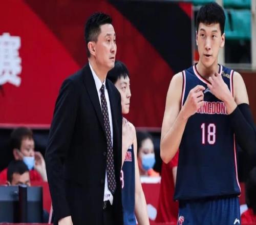 广东男篮:杜润旺将进行手术治疗,麦考尔降薪续约被拒,两小将赴美进行特训