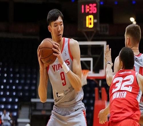 爱拼才会赢！曾被周琦力压，如今成NBA冠军中锋，还手握1.9亿年薪