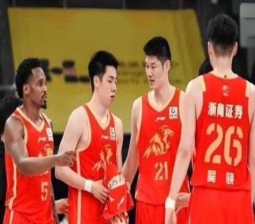 一场8166让卫冕冠军很无奈！北京主场惨败，总决赛对阵浮出水面