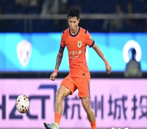 山东泰山客场不敌浙江俱乐部