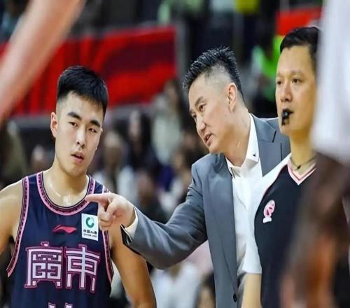 宏远今夏离队首人出炉杜锋爱将或转投福建，曾创广东选秀纪录
