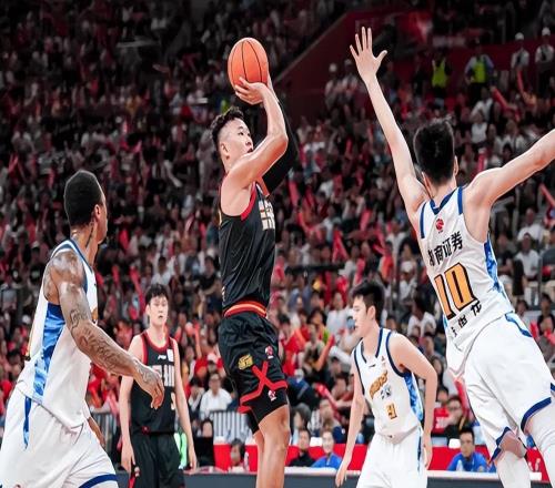 CBA名气最大的球星,半决赛成铁匠!三分26中5,他让所有人都失望