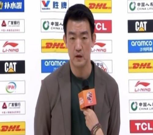 王博:深圳人员不整依然打得很拼,现在要考虑总决赛的比赛了