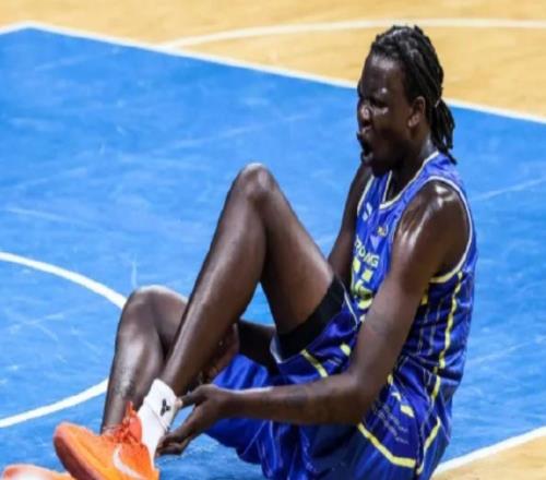 场均38分14篮板！跟腱撕裂了，彻底无缘NBA