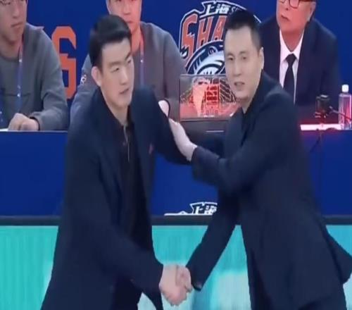 卫冕冠军31淘汰深圳，决赛PK上海，辽篮名宿证明自己的时候到了