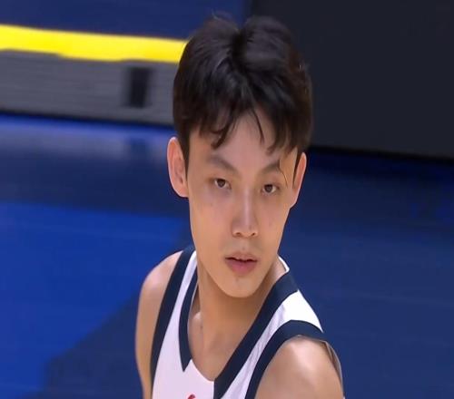 宏远速递！徐杰顶薪续约成疑，杜锋相中新大外，杜润旺开启校园行