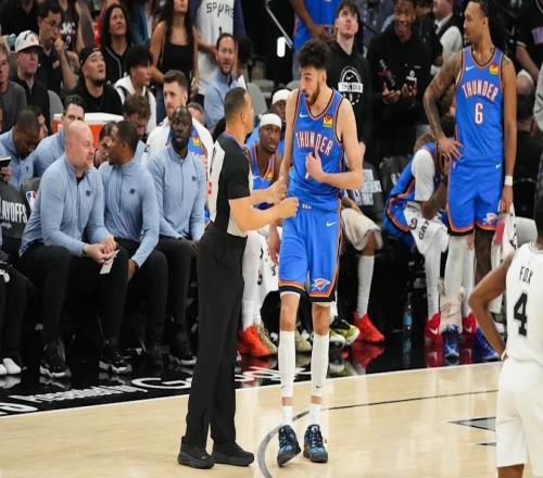 霍姆格伦低迷延续，雷霆82比103不敌马刺