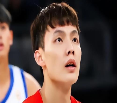 宏远局势大洗牌!徐昕回归逆天反转徐杰续约遇难题胡明轩伤情堪
