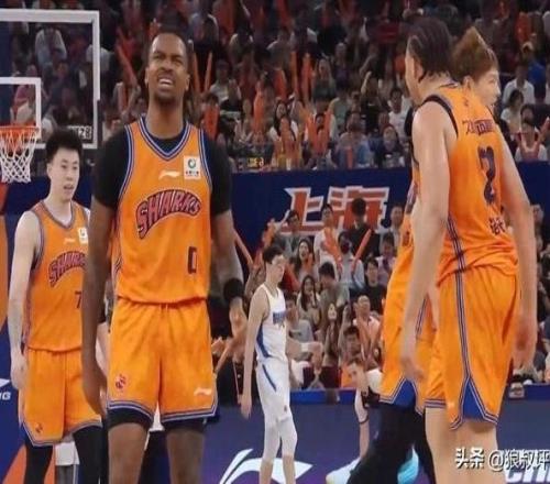怀特塞德缺席!CBA总决赛G1大名单:上海三外援PK广厦四外援