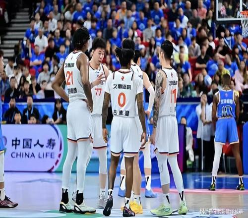 4中0，1分！冠军锋线躺赢，辽宁放弃你选对了