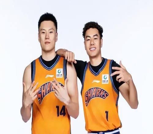 上海逼出最强形态！双小外效果拉满，双李齐爆，其余球员各司其职