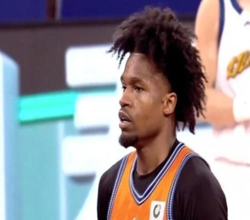 上海怎么得到他古德温狂轰34分7板12助征服主场球迷全场高呼MVP