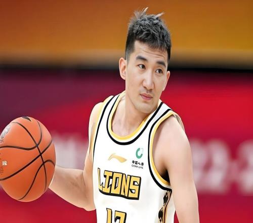 上海10190硬刚广厦！2个外援是“烟雾弹”这6个事实不得不承认