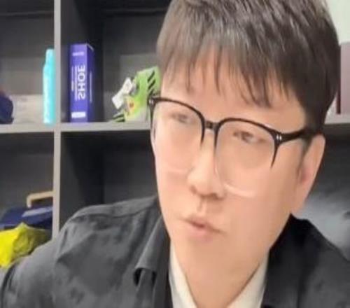 赵鹏：河南队需要一个速度型边路，姆布拉不行&肯定要换掉