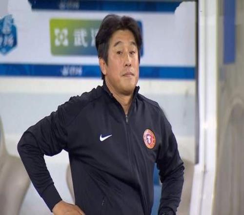 保级变争8，辽宁冲击3连胜，徐正源只差激活1外援海港残阵守着踢