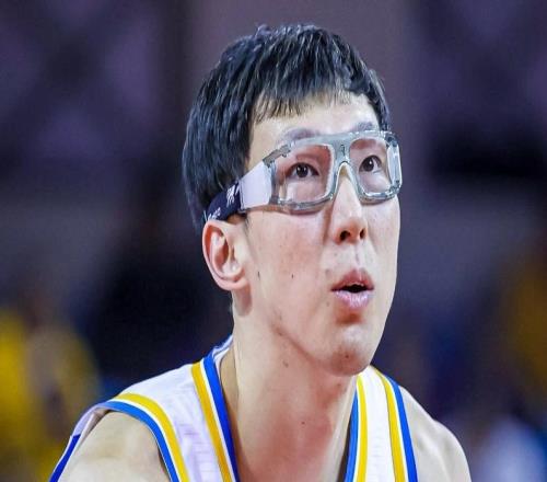 出局已5天！周琦总结赛季：充满遗憾与不甘下赛季会拿出更好表现