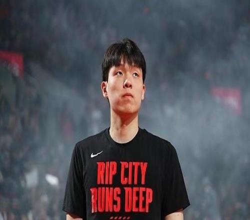 杨瀚森确认代表中国男篮出战世预赛，用场上表现说话