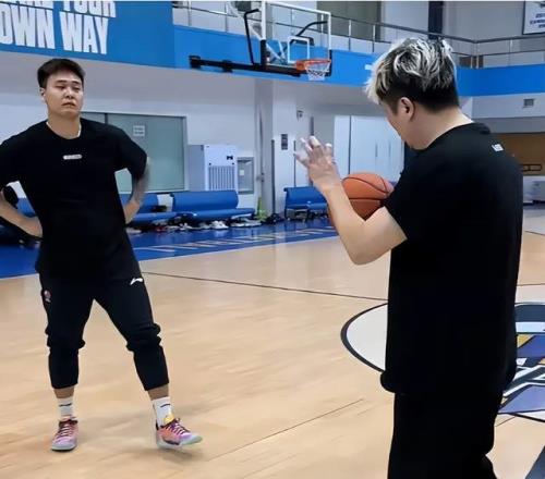 CBA三消息：赵睿闭关特训，怀特塞德复出存疑，状元或平替王少杰