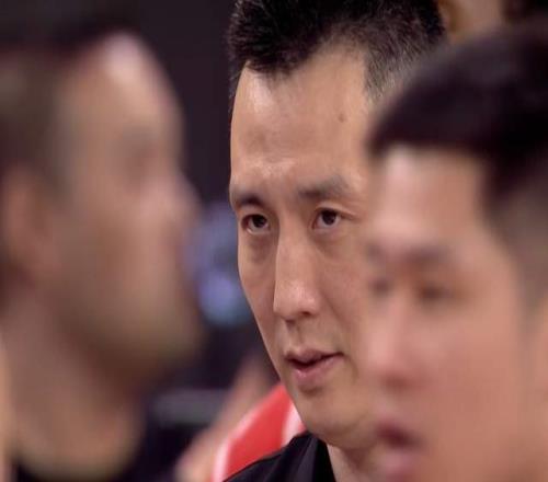 CBA总决赛G2！上海力拼20，洛夫顿X因素，广厦难破局，裁判有变