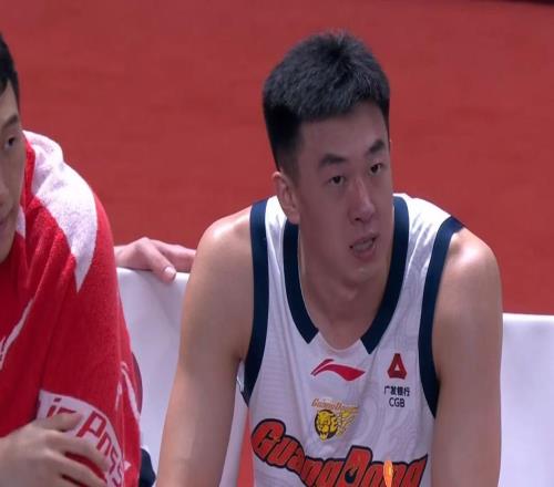 挤走王少杰！CBA状元内线自曝将加盟广东队，或被杜锋看中！