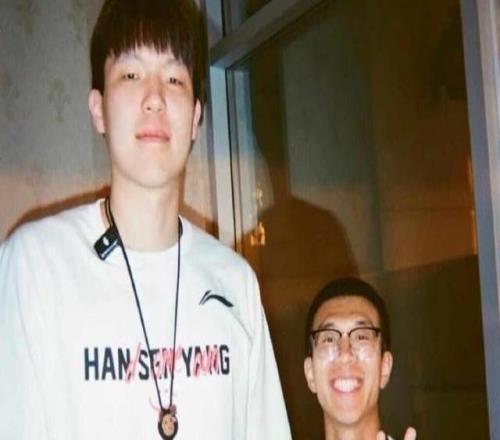 大裁员！杨瀚森翻译：开拓者不再雇佣我&瀚森生活的事还需我帮忙