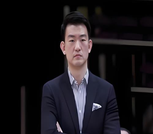 CBA总决赛大变天！上海20广厦，王仕鹏犀利开喷，刘炜盛赞老东家