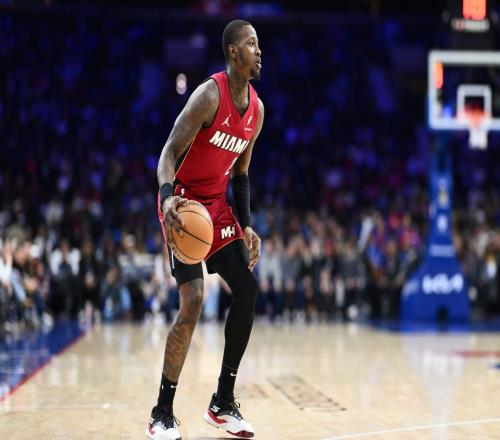 NBA后卫罗齐尔被控收10万美元贿赂操控比赛提前退场