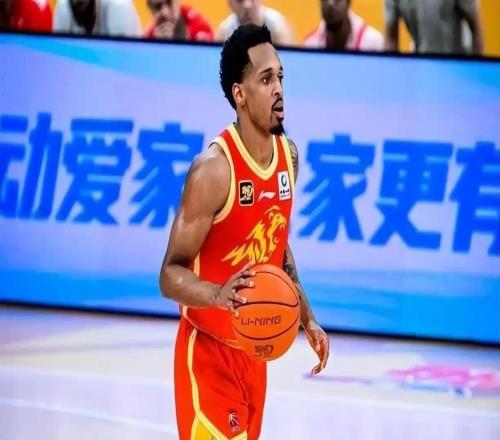 CBA又开罚单!广厦1人被罚2万,上海被罚1万,球迷表示能理解