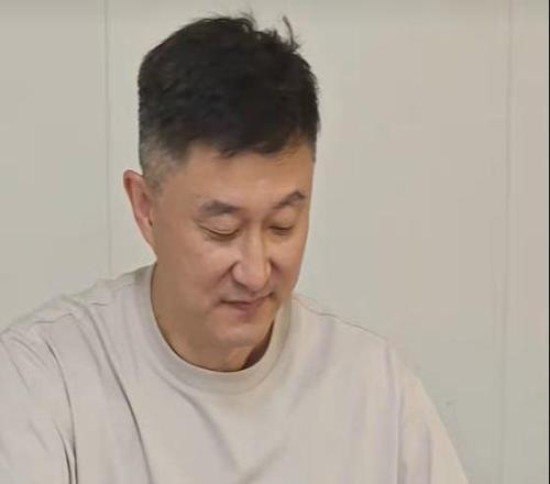 杜锋会下课吗最近两件事表明他会继续执教广东队，粤蜜失望了