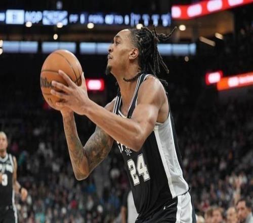 文班亚马28分10板2助NBA马刺11891大胜雷霆亚历山大15分